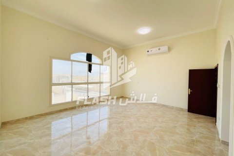 Al Dhait, Ras Al Khaimah, UAE의 임대용 빌라 침실 4개, 1393.5제곱미터 번호 611677 - 사진 9