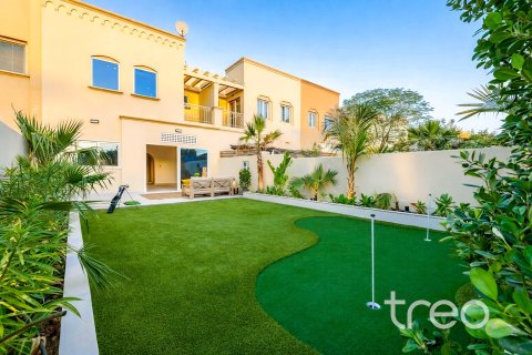Villa à vendre à  The Springs, Dubai, EAU 3 chambres, 153.01 m2 № 758817 - photo 2