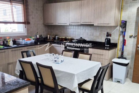 Byt v Abu Dhabi, SAE 3 ložnice, 202 m² Č.: 613860 - fotografie 5