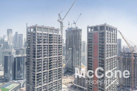 Zyrë në Business Bay, Dubai, Emiratet e Bashkuara Arabe 48.5 m2. № 587492 - Foto 8