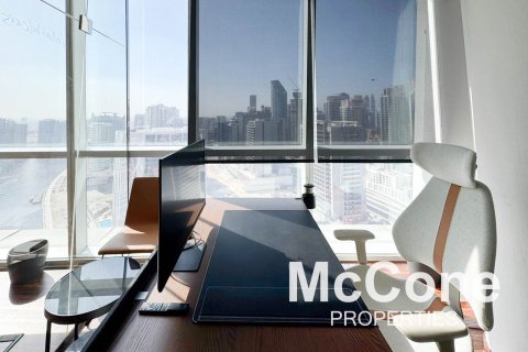 Zyrë në Business Bay, Dubai, Emiratet e Bashkuara Arabe 48.77 m2. № 587488 - Foto 14