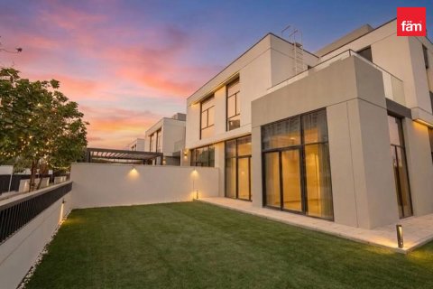 Maison de ville à Al Furjan, Dubai, EAU: 4 chambres, 330.4 m2 № 760911