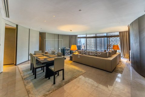 Apartemen di Downtown Dubai (Downtown Burj Dubai), UEA 2 kamar tidur, 191.2 m2 nomor 631698 - foto 4