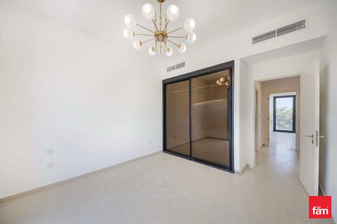 Villetta a schiera in affitto a Dubai, EAU 3 camere da letto, 180 mq. № 691294 - foto 4