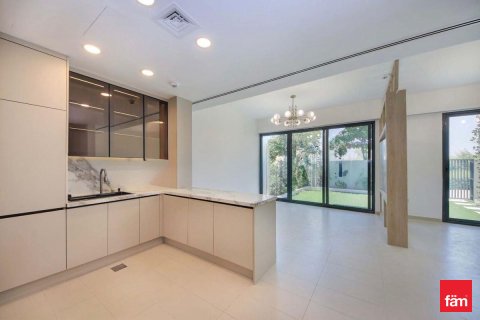 Villetta a schiera in affitto a Dubai, EAU 3 camere da letto, 180 mq. № 691294 - foto 28