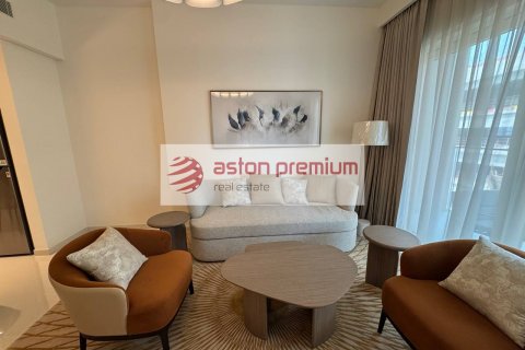 Appartamento in vendita a Dubai, EAU 1 camera da letto, 71.9 mq. № 670338 - foto 2