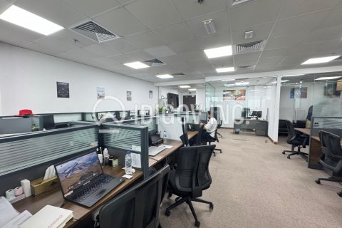 Business Bay、Dubai、UAE にあるオフィスの賃貸物件 130 m2、No619687 - 写真 7