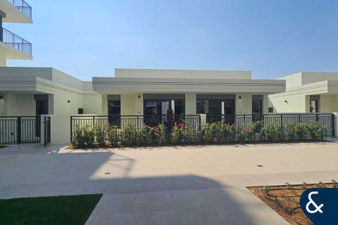 Appartamento in vendita a Town Square, Dubai, EAU 3 camere da letto, 216 mq. № 670831 - foto 6