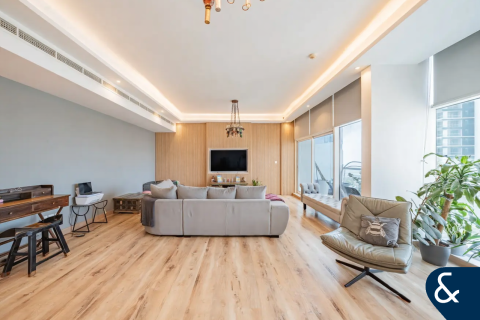 Διαμέρισμα σε Dubai Marina, Dubai, ΗΑΕ 3 υπνοδωμάτια, 187 τ.μ. Αρ. 671039 - φωτογραφία 1