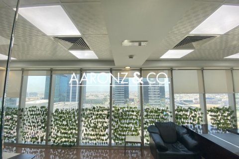 Office in Business Bay, Dubai, UAE 89.3 sq.m. № 632083 - photo 5