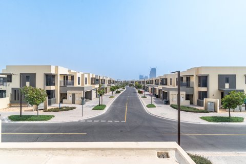 Vila u Dubai Hills Estate, Dubai, UAE 4 spavaćih soba, 221.76 m2 Br. 749290 - fotografija 18