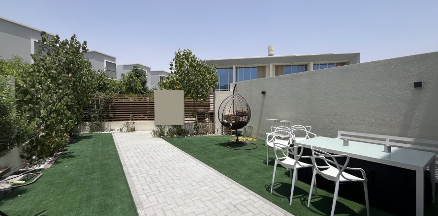 Kuća u nizu u Dubai Land, UAE 130.16 m2, 1 spavaća soba Br. 749289