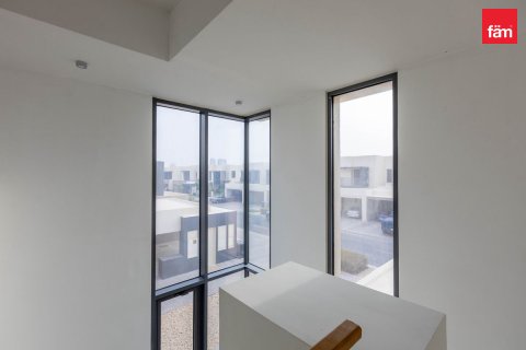 Rijtjeshuis te huur in Dubai Hills Estate, Dubai, VAE 4 slaapkamers, 270.8 vr.m., nr 751885 - foto 14