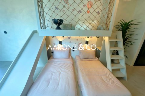 Jumeirah Lake Towers, Dubai, संयुक्त अरब अमीरात में अपार्टमेंट, 2 बेडरूम, 165.1 वर्ग मीटर, संख्या 670463 - फ़ोटो 10