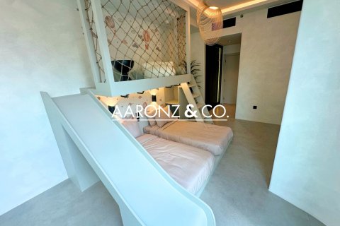 Byt v Jumeirah Lake Towers, Dubai, SAE 2 ložnice, 165.1 m² Č.: 670465 - fotografie 12