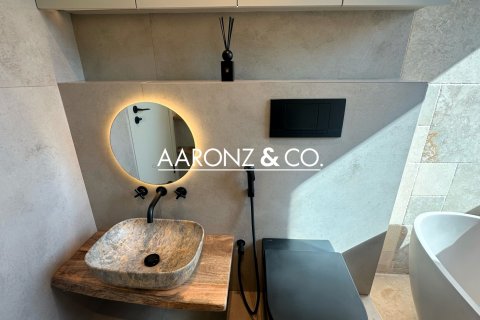 Byt v Jumeirah Lake Towers, Dubai, SAE 2 ložnice, 165.1 m² Č.: 670465 - fotografie 20