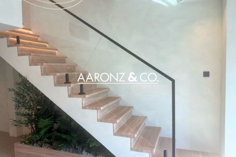 Byt v Jumeirah Lake Towers, Dubai, SAE 2 ložnice, 165.1 m² Č.: 670465 - fotografie 5