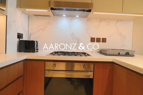 Зняти в оренду квартиру в Даунтаун Дубай (Даунтаун Бурдж Дубай), ОАЕ 2 спальні, 111.5м2, № 670462 - фото 13