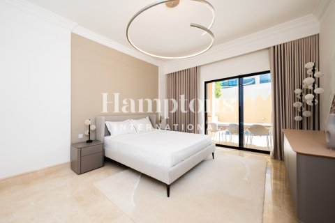 Снять в аренду таунхаус в Пальма Джумейра, Дубай, ОАЭ 3 спальни, 463.44940259м2, № 680552 - фото 7