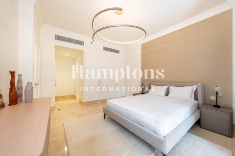 Снять в аренду таунхаус в Пальма Джумейра, Дубай, ОАЭ 3 спальни, 463.44940259м2, № 680552 - фото 10