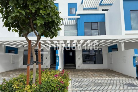 Üürile anda ridamaja asukohaga Damac Lagoons, Dubai, AÜE: 5 magamistoaga, 144 m² Nr 680678 - pilt 2