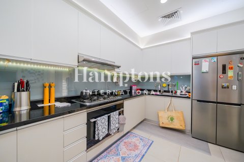 Rijtjeshuis te huur in Al Furjan, Dubai, VAE 4 slaapkamers, 231.84965583 vr.m., nr 680553 - foto 6