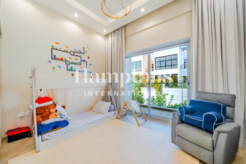 Rijtjeshuis te huur in Al Furjan, Dubai, VAE 4 slaapkamers, 231.84965583 vr.m., nr 680553 - foto 17