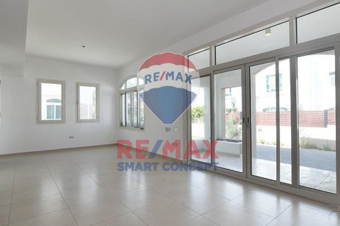 Villa sa Al Ghadeer, Abu Dhabi, UAE 4 silid-tulugan, 321 sq.m. № 573010 - larawan 23