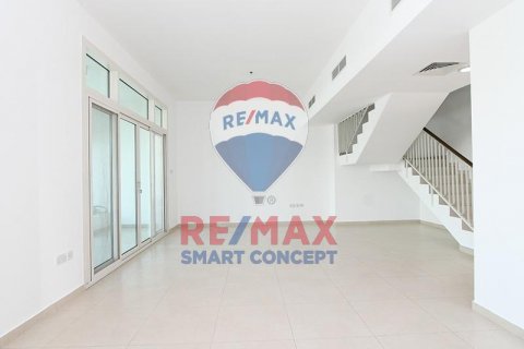 Villa sa Al Ghadeer, Abu Dhabi, UAE 4 silid-tulugan, 321 sq.m. № 573010 - larawan 2