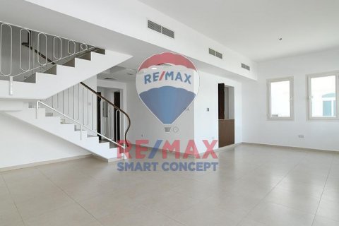 Villa sa Al Ghadeer, Abu Dhabi, UAE 4 silid-tulugan, 321 sq.m. № 573010 - larawan 11