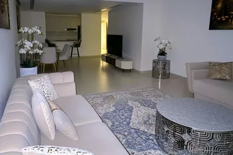 Apartemen di Dubai, UEA 1 kamar tidur, 109 m2 nomor 662911 - foto 4
