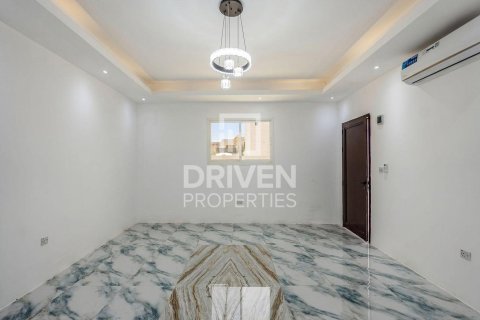 Üürile anda villa asukohaga Nadd Al Sheba, Dubai, AÜE: 6 magamistoaga, 1589.57 m² Nr 745936 - pilt 6