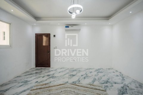 Üürile anda villa asukohaga Nadd Al Sheba, Dubai, AÜE: 6 magamistoaga, 1589.57 m² Nr 745936 - pilt 5