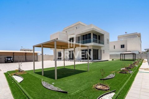 Üürile anda villa asukohaga Nadd Al Sheba, Dubai, AÜE: 6 magamistoaga, 1589.57 m² Nr 745936 - pilt 2