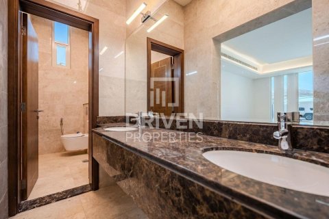 Üürile anda villa asukohaga Nadd Al Sheba, Dubai, AÜE: 6 magamistoaga, 1589.57 m² Nr 745936 - pilt 25