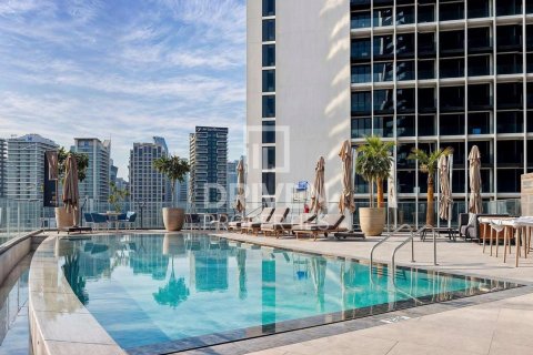 Business Bay, Dubai, UAE의 임대용 아파트 침실 2개, 137.03제곱미터 번호 745935 - 사진 22