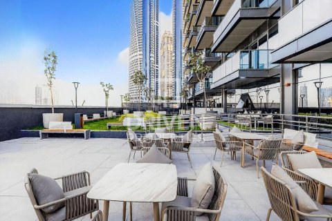 Business Bay, Dubai, UAE의 임대용 아파트 침실 2개, 137.03제곱미터 번호 745935 - 사진 20