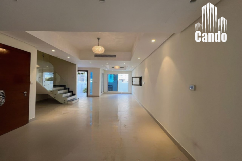 Villa in Jumeirah Village Circle, Dubai, UAE 4 bedrooms, 169.2 sq.m. № 578389 - photo 2