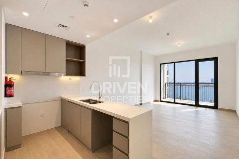 Apartament na sprzedaż w Jumeirah, Dubai, ZEA 2 sypialnie, 111.2 mkw., nr 765013 - zdjęcie 2
