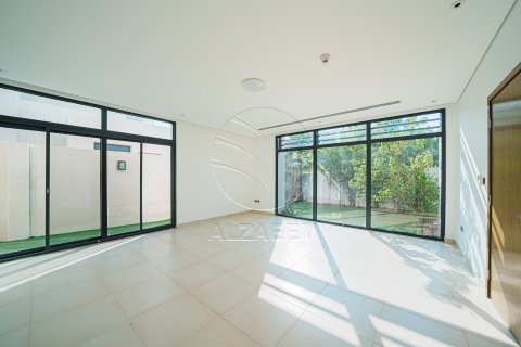 Villa on the Yas Island, Abu Dhabi, UAE 4 bedrooms, 600 sq.m. № 662960 - photo 22