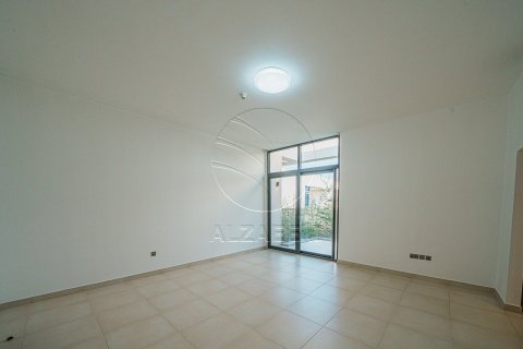 Villa on the Yas Island, Abu Dhabi, UAE 4 bedrooms, 600 sq.m. № 662960 - photo 16