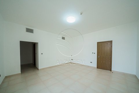 Villa on the Yas Island, Abu Dhabi, UAE 4 bedrooms, 600 sq.m. № 662960 - photo 14