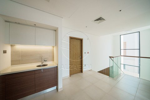 Villa on the Yas Island, Abu Dhabi, UAE 4 bedrooms, 600 sq.m. № 662960 - photo 6