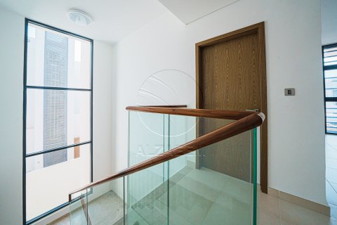 Villa on the Yas Island, Abu Dhabi, UAE 4 bedrooms, 600 sq.m. № 662960 - photo 8