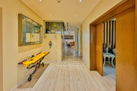 Снять в аренду виллу на Остров Яс, Абу-Даби, ОАЭ 5 спален, 978м2, № 662964 - фото 28