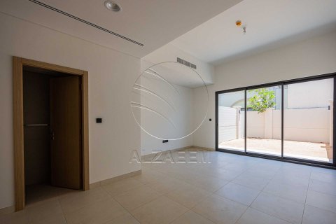 Māja Abu Dhabijā, AAE 3 istabas, 198 m2 Nr. 662962 - attēls 3
