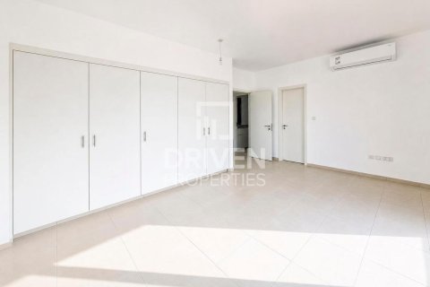 Townhouse in Town Square, Dubai, UAE 3 bedrooms, 202.53 sq.m. № 756092 - photo 7