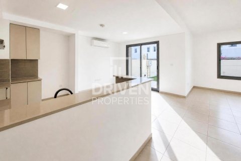 Townhouse in Town Square, Dubai, UAE 3 bedrooms, 202.53 sq.m. № 756092 - photo 12