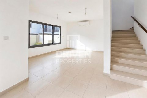 Townhouse in Town Square, Dubai, UAE 3 bedrooms, 202.53 sq.m. № 756092 - photo 6
