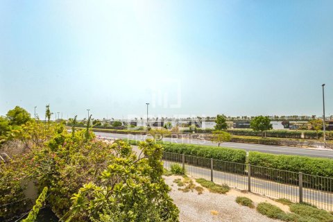 Meydan, Dubai, UAE의 판매용 타운하우스 침실 4개, 264.59제곱미터 번호 756093 - 사진 14